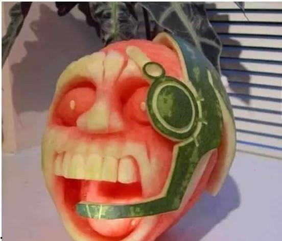 搞笑炫富图片,搞笑图片里的“隐形富豪”